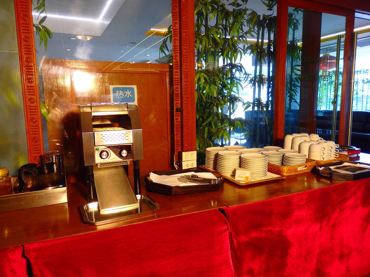 Pohseen Grand Palace Hotel Bangkok Bagian luar foto