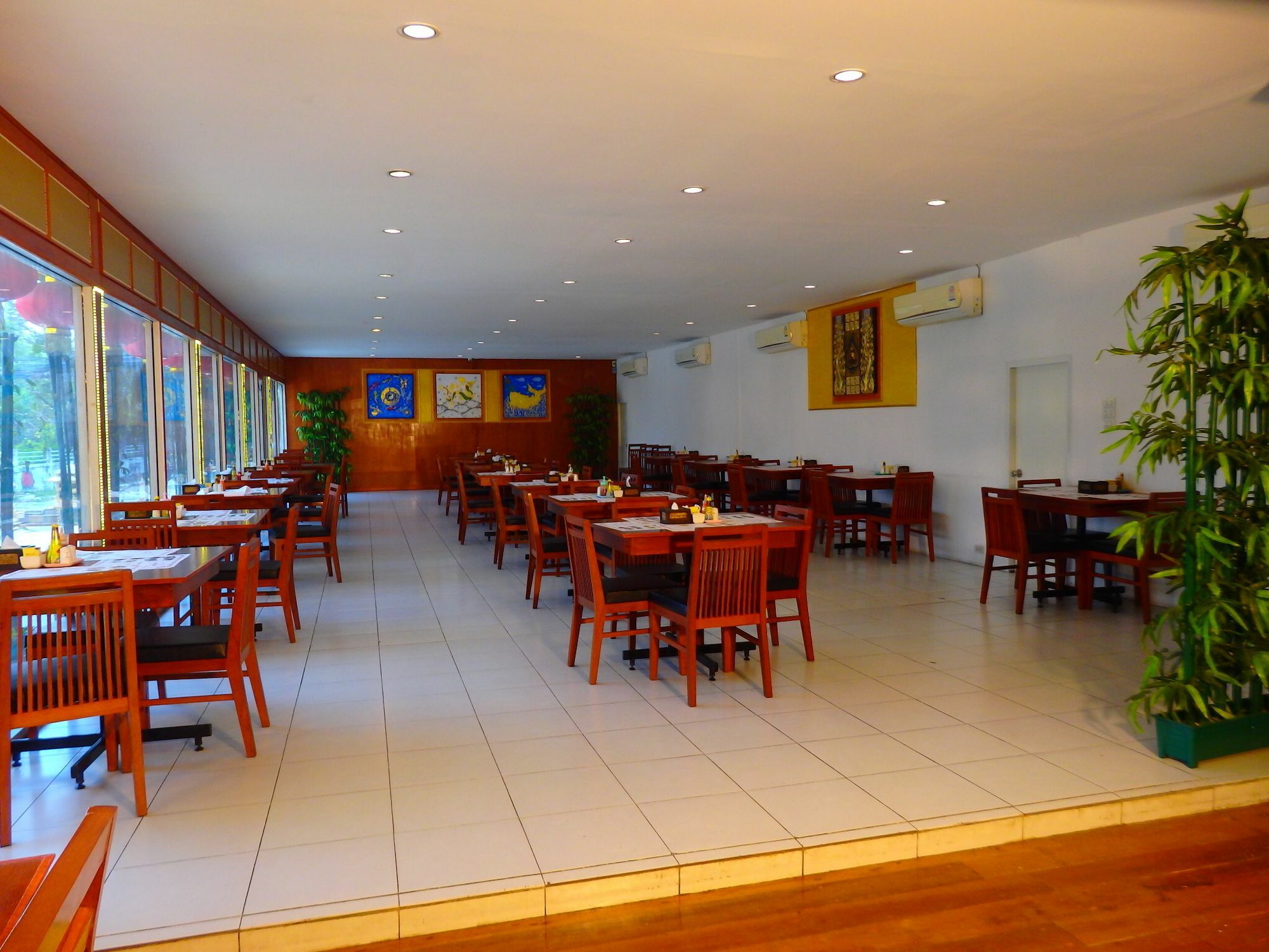 Pohseen Grand Palace Hotel Bangkok Bagian luar foto
