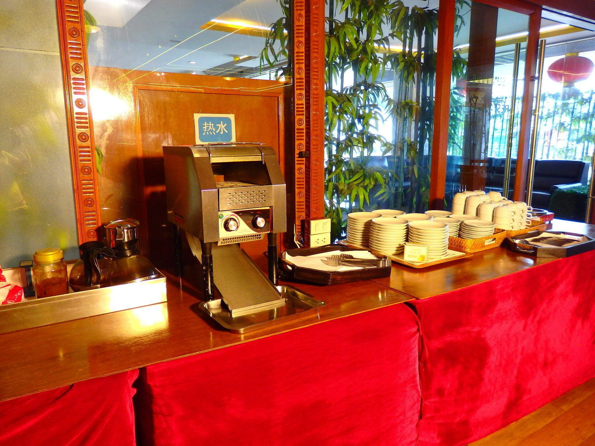Pohseen Grand Palace Hotel Bangkok Bagian luar foto